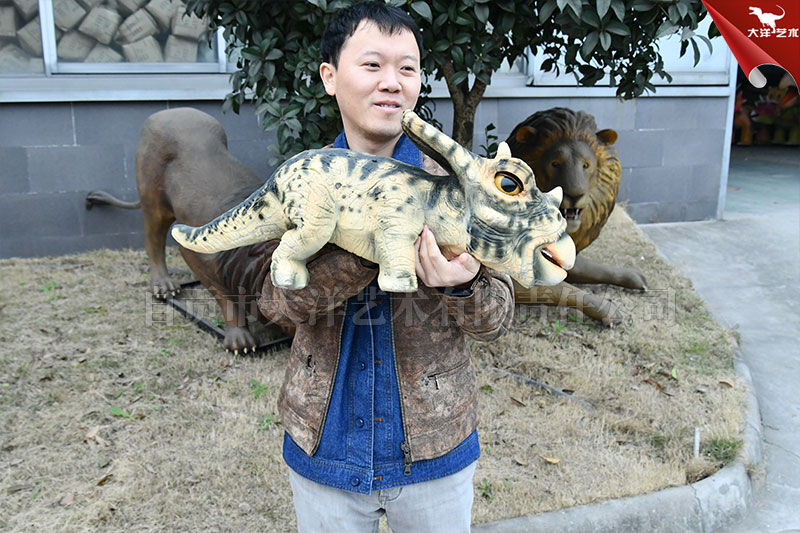 恐龍手偶，仿真小恐龍手偶